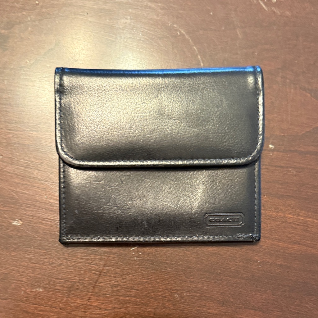 Vintage Coach Black Leather Key Card Holder Vintage Coach Black Leather Key Card Holder